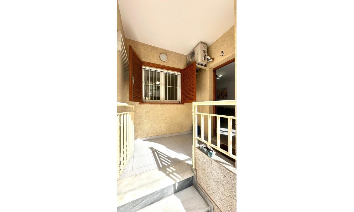 Revente - Appartement -
Torrevieja - Acequion