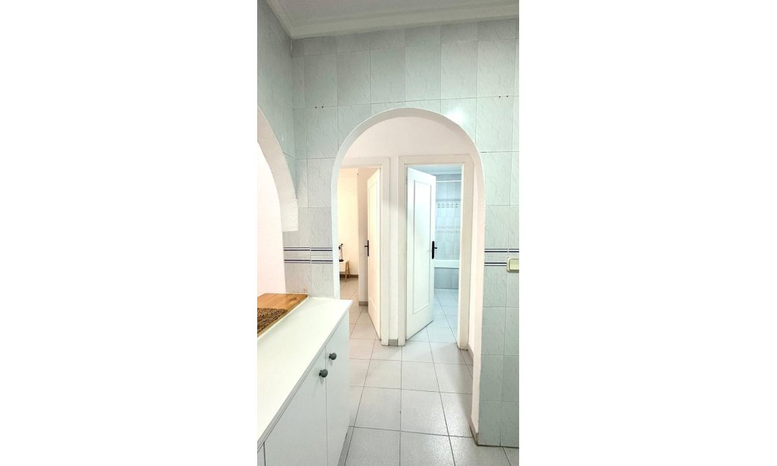 Revente - Appartement -
Torrevieja - Acequion
