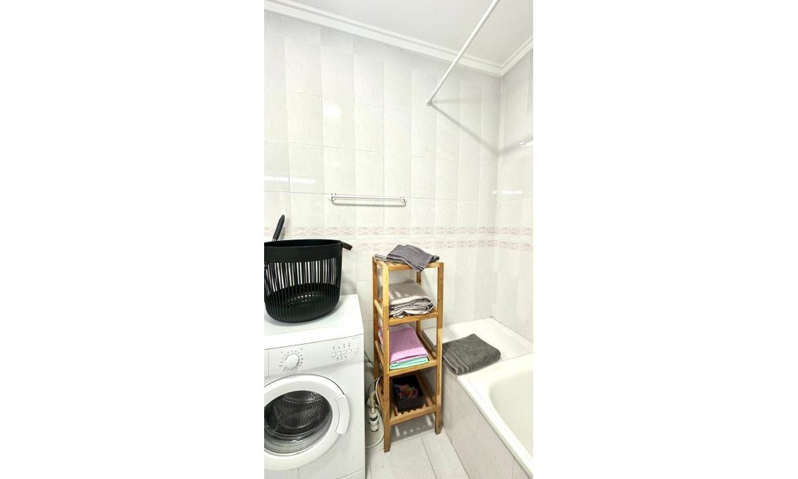 Revente - Appartement -
Torrevieja - Acequion