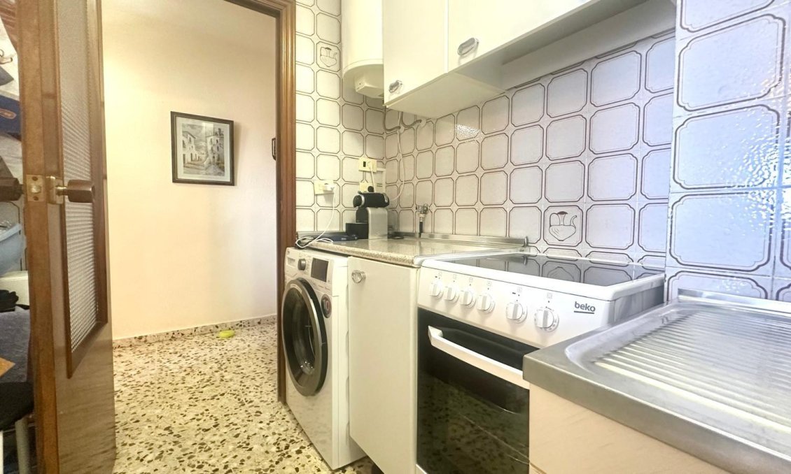 Segunda mano - Apartamento -
Torrevieja - Punta Prima