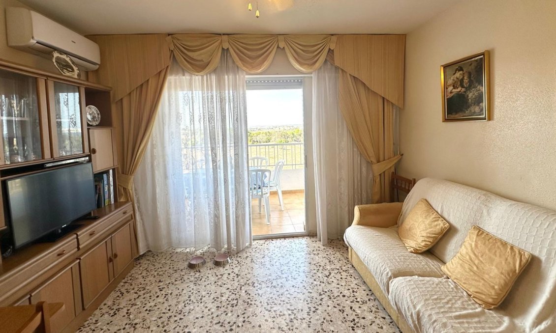 Segunda mano - Apartamento -
Torrevieja - Punta Prima