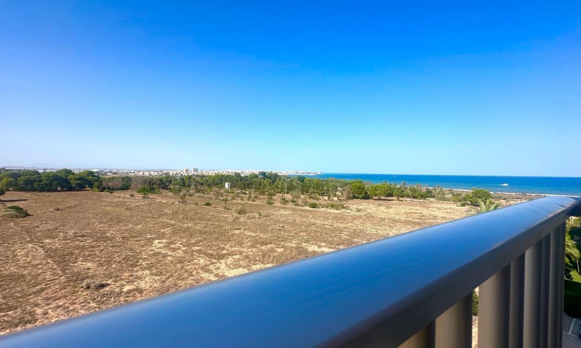 Segunda mano - Apartamento -
Torrevieja - Punta Prima