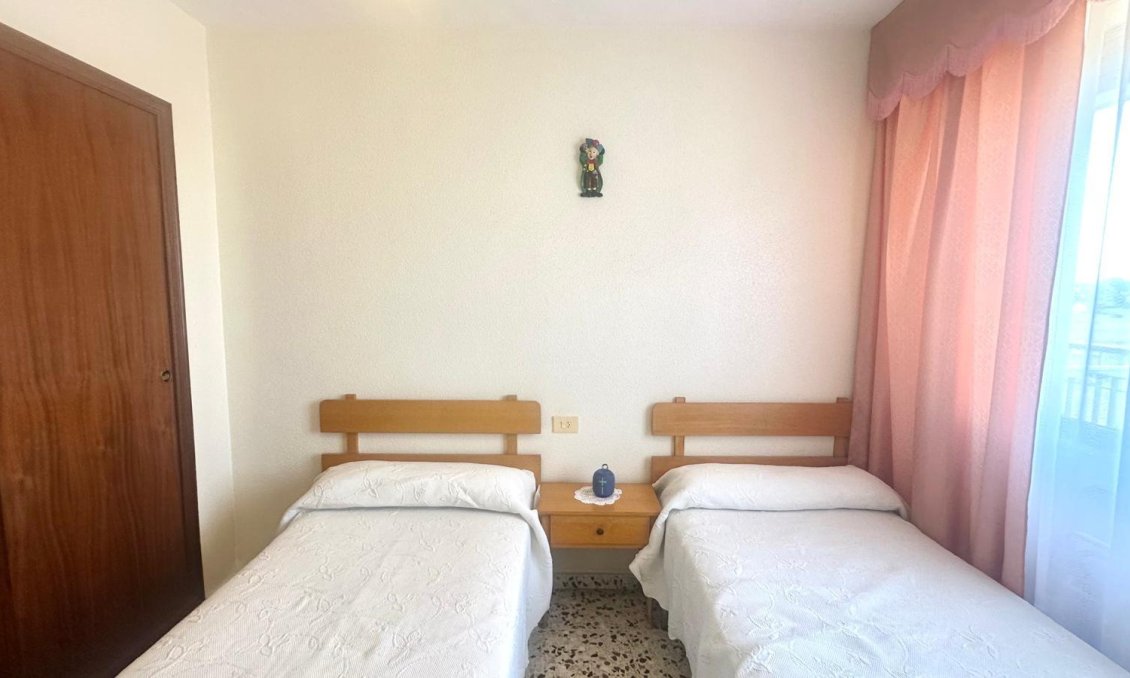 Segunda mano - Apartamento -
Torrevieja - Punta Prima