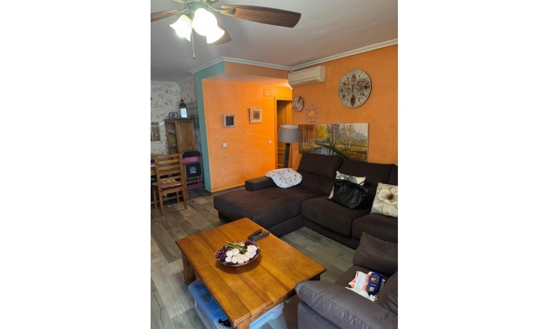 Segunda mano - Apartamento -
Alfas del Pí - Costa Blanca