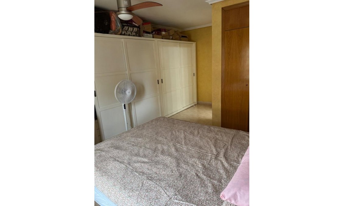 Segunda mano - Apartamento -
Alfas del Pí - Costa Blanca