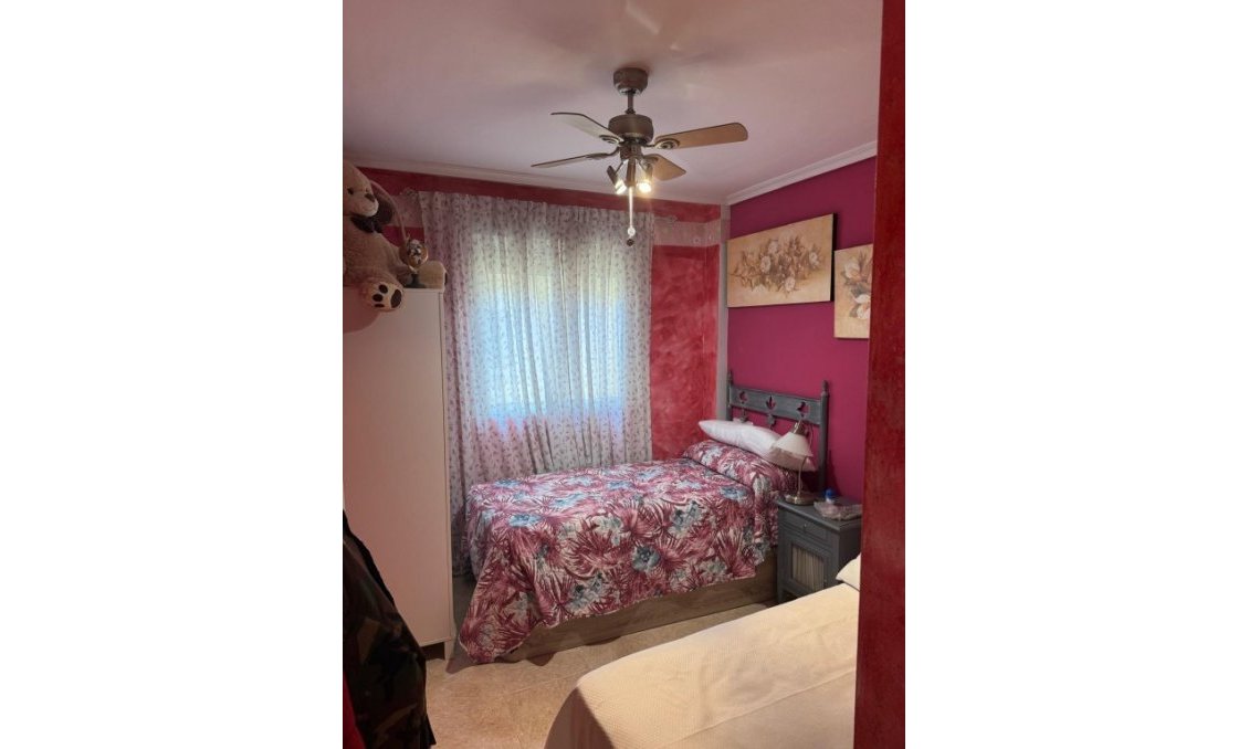 Segunda mano - Apartamento -
Alfas del Pí - Costa Blanca