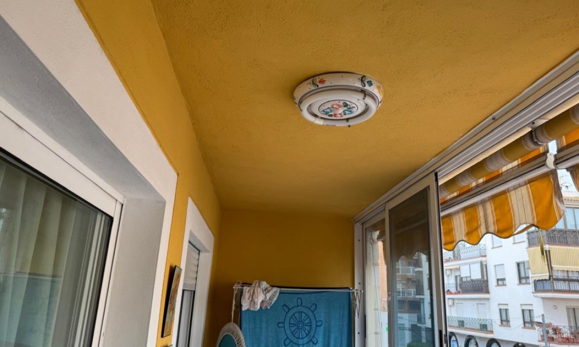 Segunda mano - Apartamento -
Alfas del Pí - Costa Blanca