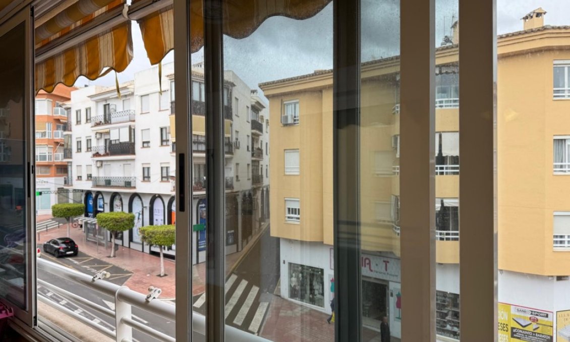 Segunda mano - Apartamento -
Alfas del Pí - Costa Blanca