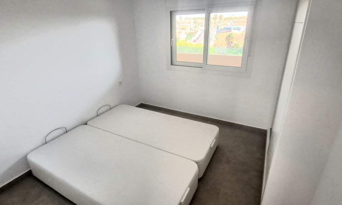 Segunda mano - Apartamento -
Playa Flamenca - Costa Blanca