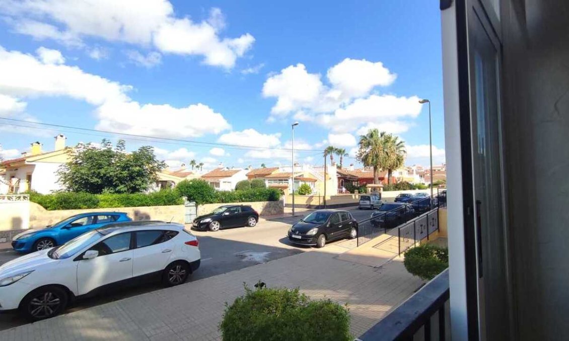 Segunda mano - Apartamento -
Playa Flamenca - Costa Blanca