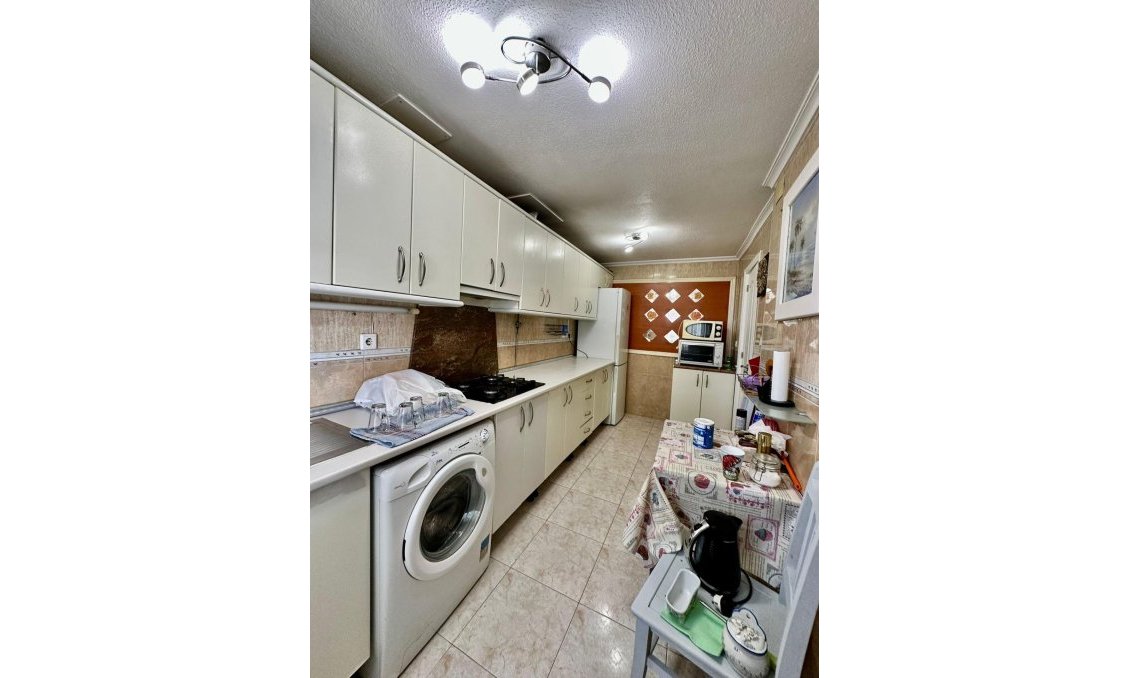 Segunda mano - Bungalow -
Torrevieja - Aguas Nuevas