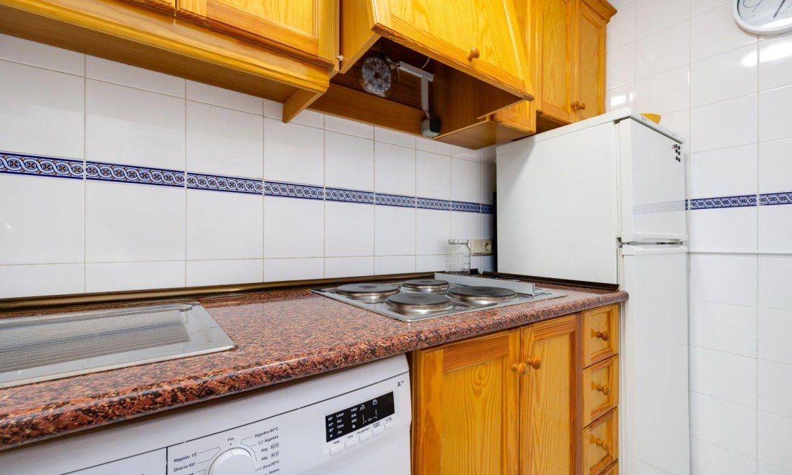 Segunda mano - Apartamento -
Torrevieja - Centro
