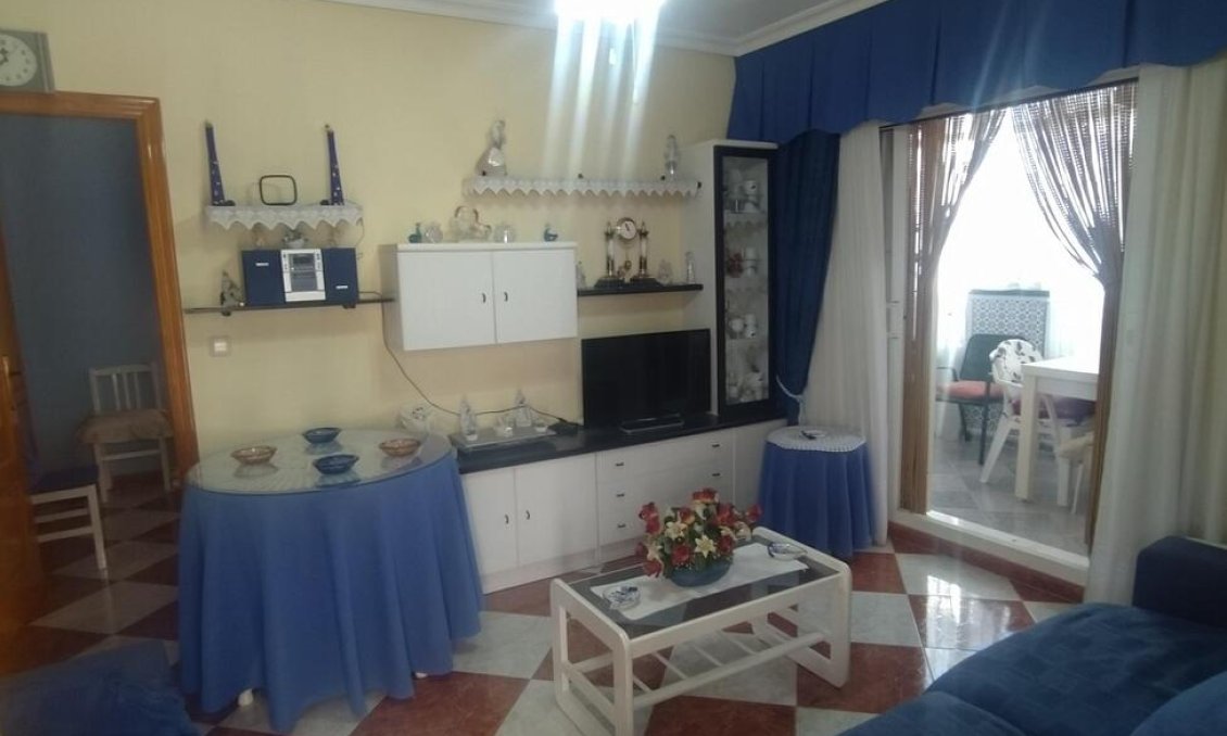 Segunda mano - Apartamento -
Torrevieja - La Mata