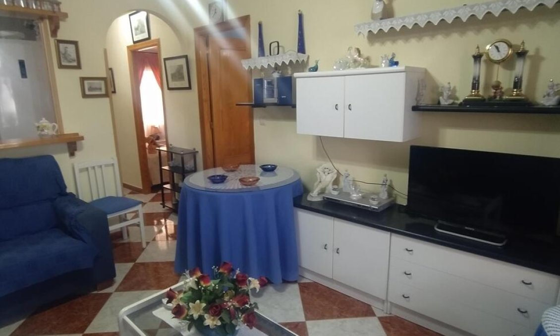 Segunda mano - Apartamento -
Torrevieja - La Mata