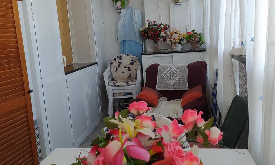 Segunda mano - Apartamento -
Torrevieja - La Mata