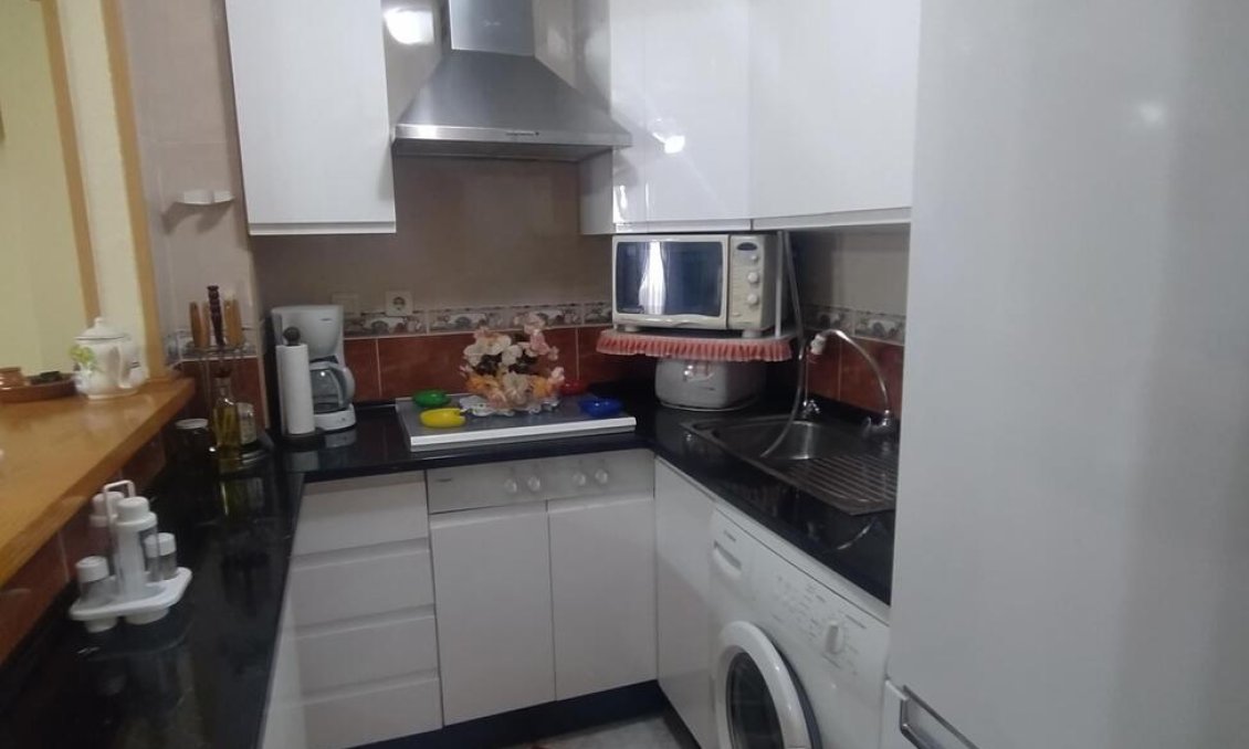 Segunda mano - Apartamento -
Torrevieja - La Mata