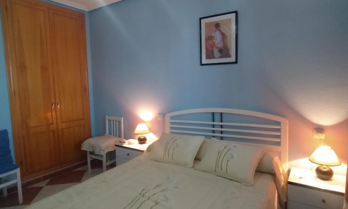 Segunda mano - Apartamento -
Torrevieja - La Mata