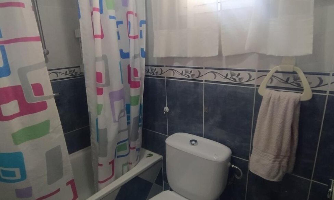 Segunda mano - Apartamento -
Torrevieja - La Mata