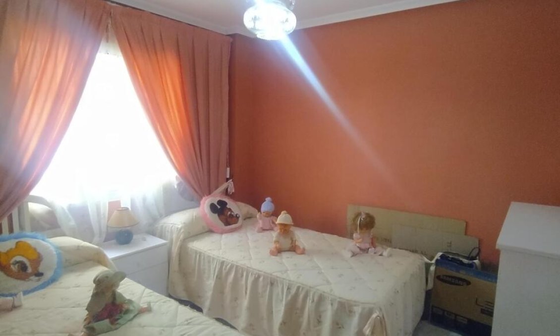 Segunda mano - Apartamento -
Torrevieja - La Mata