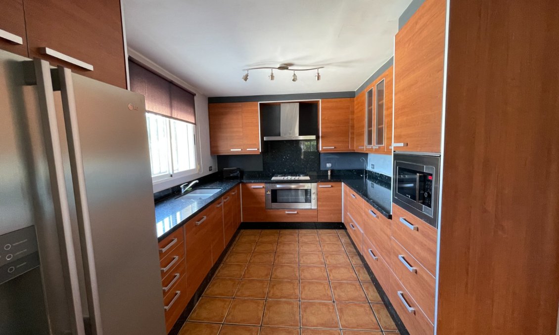 Segunda mano - Villa -
Millena - Inland