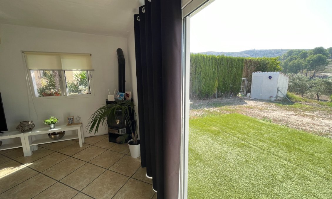 Segunda mano - Villa -
Millena - Inland