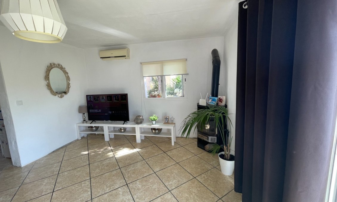 Segunda mano - Villa -
Millena - Inland