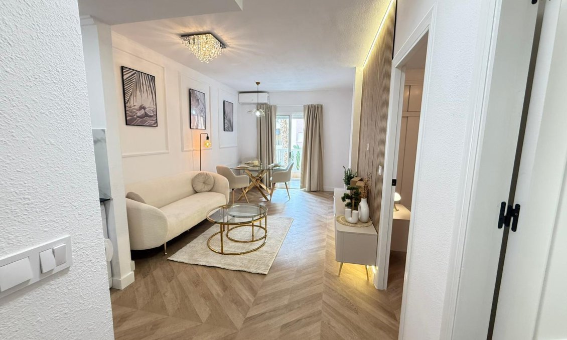 Segunda mano - Apartamento -
Torrevieja - PARQUE DE LAS NACIONES