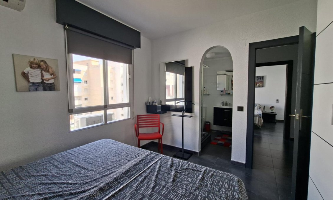 Wiederverkauf - Wohnung -
Torrevieja - Acequion