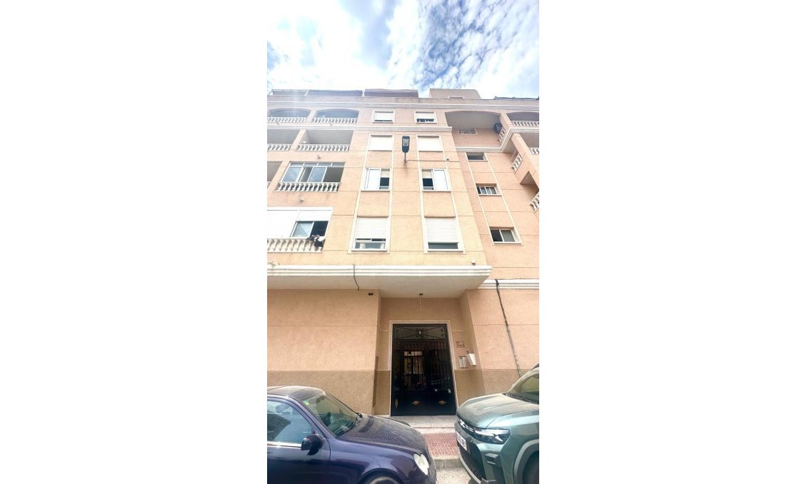 Revente - Appartement -
Torrevieja