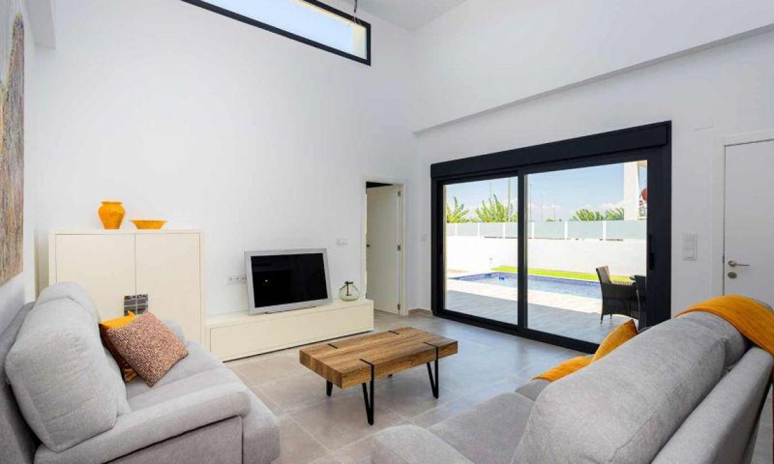 Obra nueva - Villa -
Daya Nueva - Centro