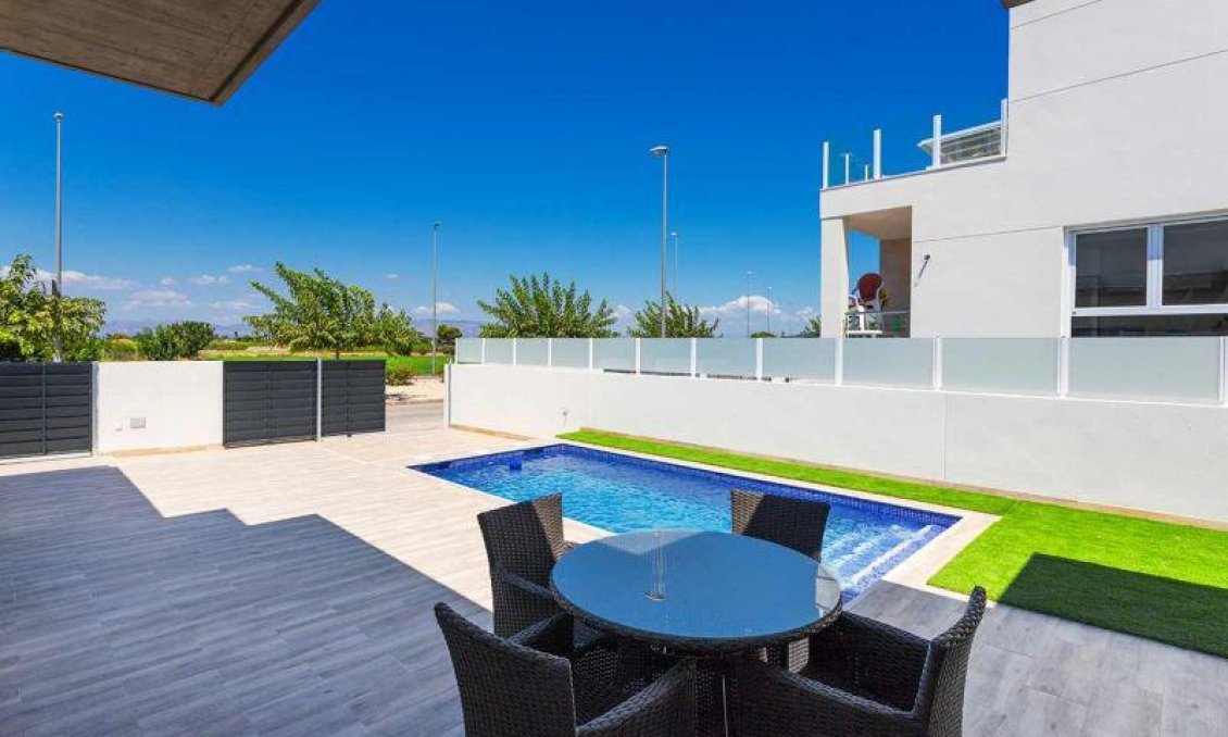 Obra nueva - Villa -
Daya Nueva - Centro