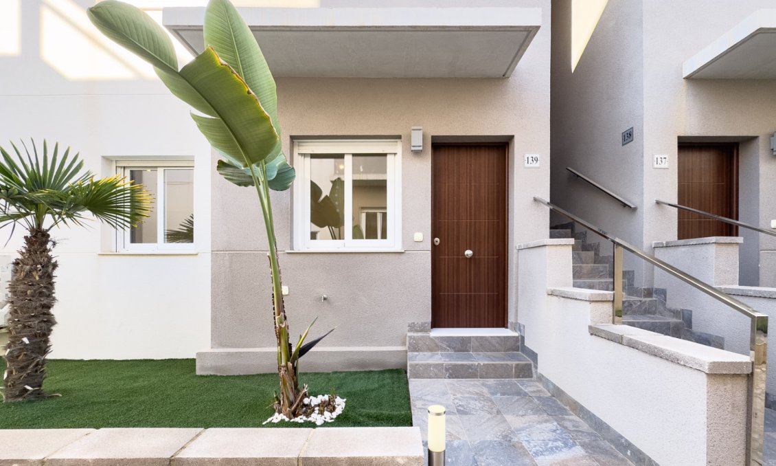 Segunda mano - Bungalow -
Torrevieja - Costa Blanca