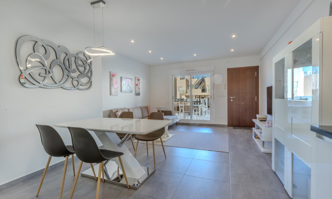 Segunda mano - Bungalow -
Torrevieja - Costa Blanca