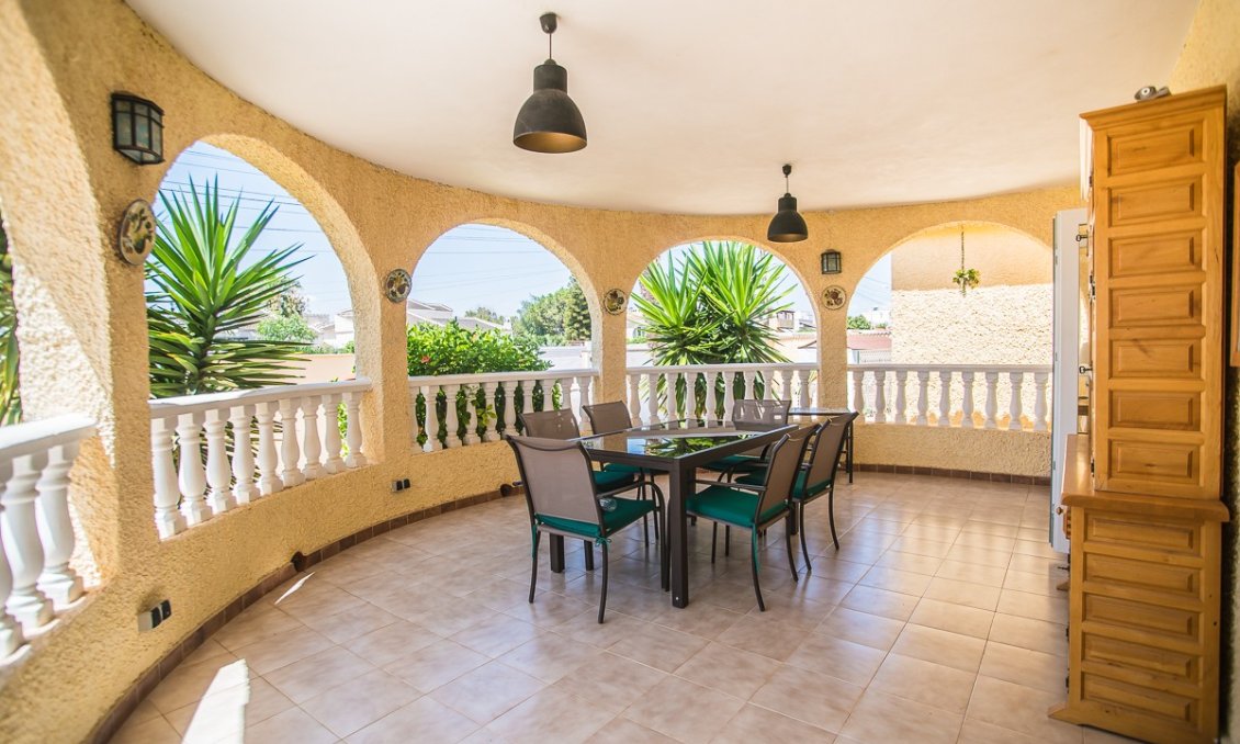 Segunda mano - Villa -
Torrevieja - Costa Blanca