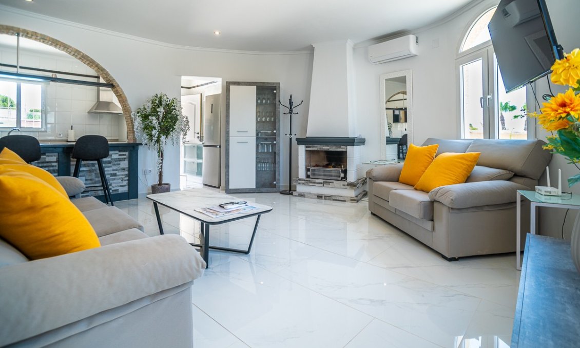 Segunda mano - Villa -
Torrevieja - Costa Blanca