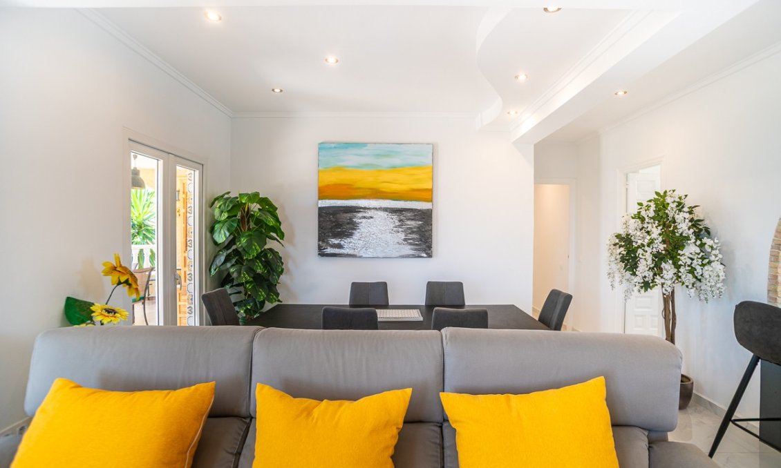 Segunda mano - Villa -
Torrevieja - Costa Blanca