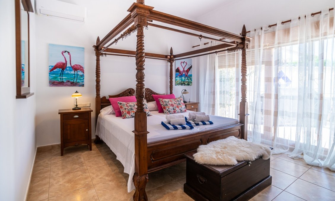 Segunda mano - Villa -
Torrevieja - Costa Blanca