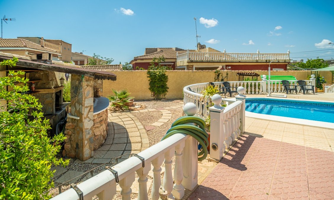 Segunda mano - Villa -
Torrevieja - Costa Blanca