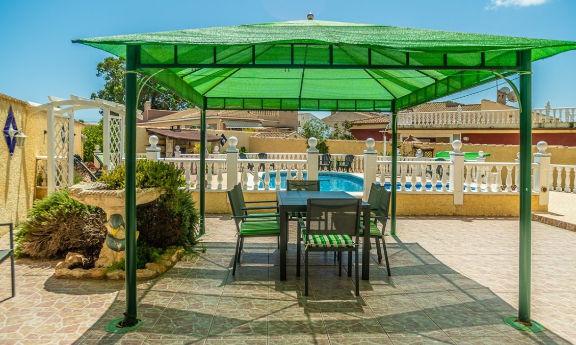 Segunda mano - Villa -
Torrevieja - Costa Blanca