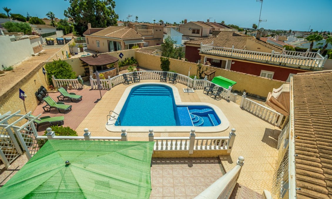 Segunda mano - Villa -
Torrevieja - Costa Blanca