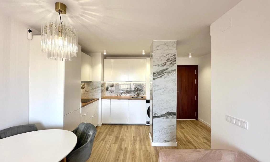 Segunda mano - Apartamento -
Torrevieja - Punta Prima