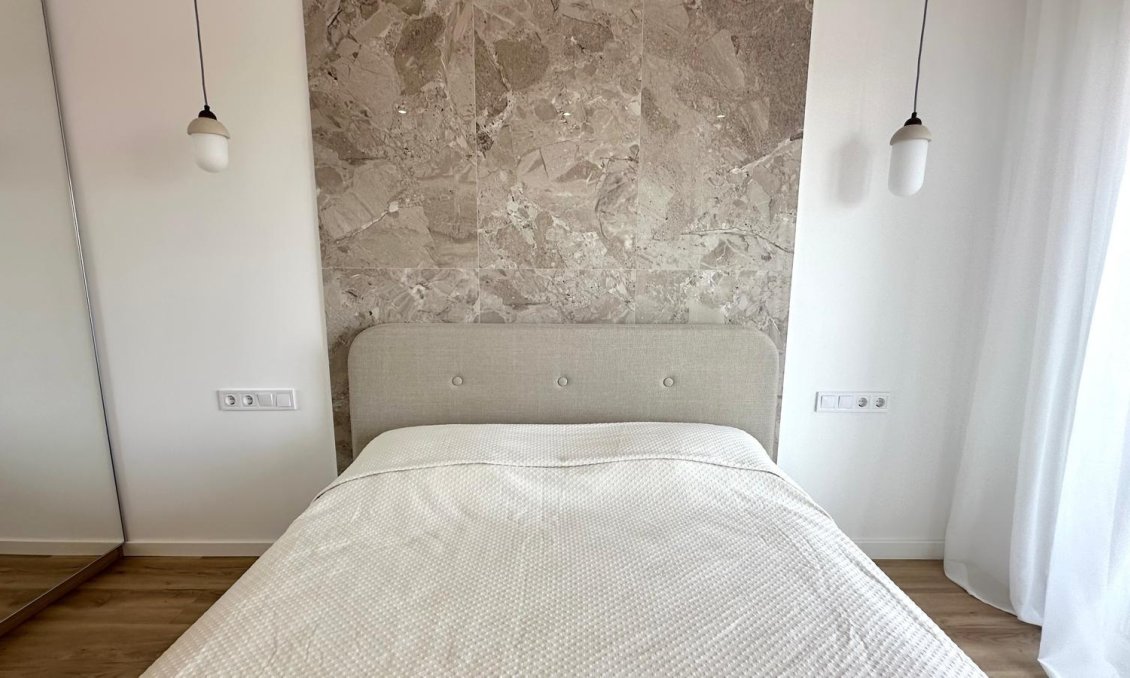 Segunda mano - Apartamento -
Torrevieja - Punta Prima