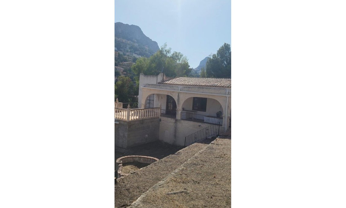 Segunda mano - Villa -
Calpe - Canuta I