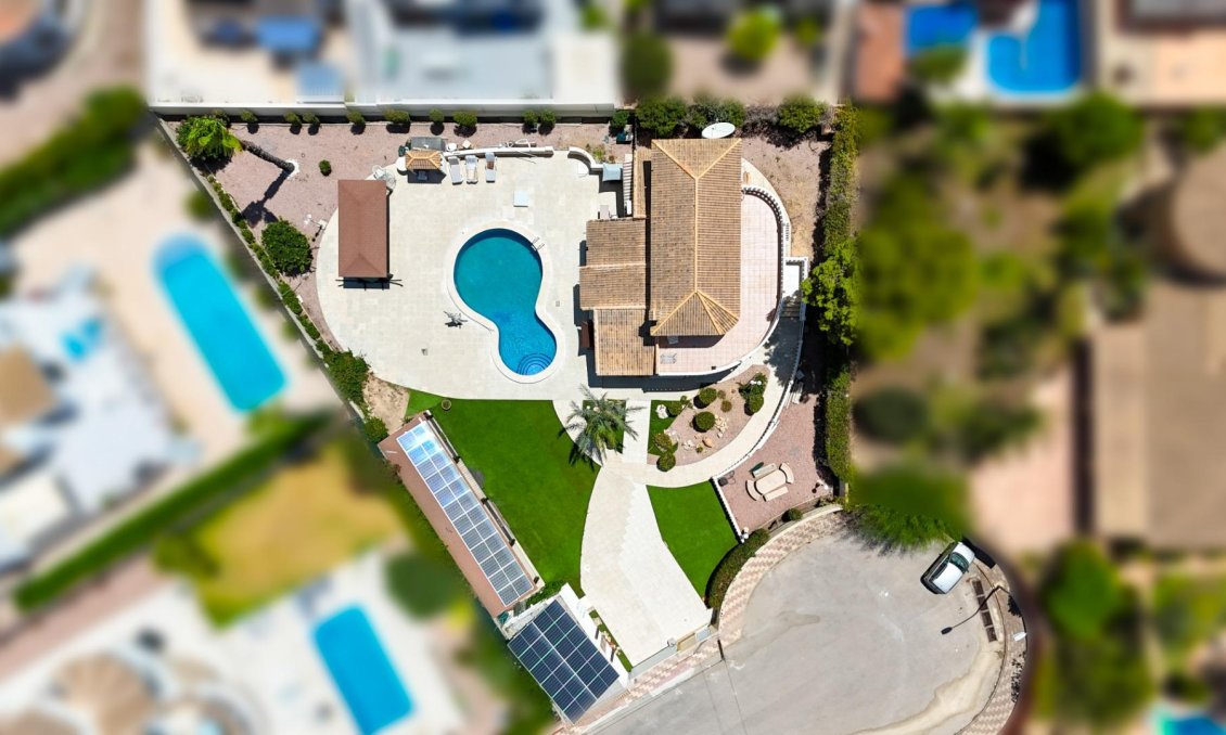 Segunda mano - Villa -
Torrevieja - El Chaparral