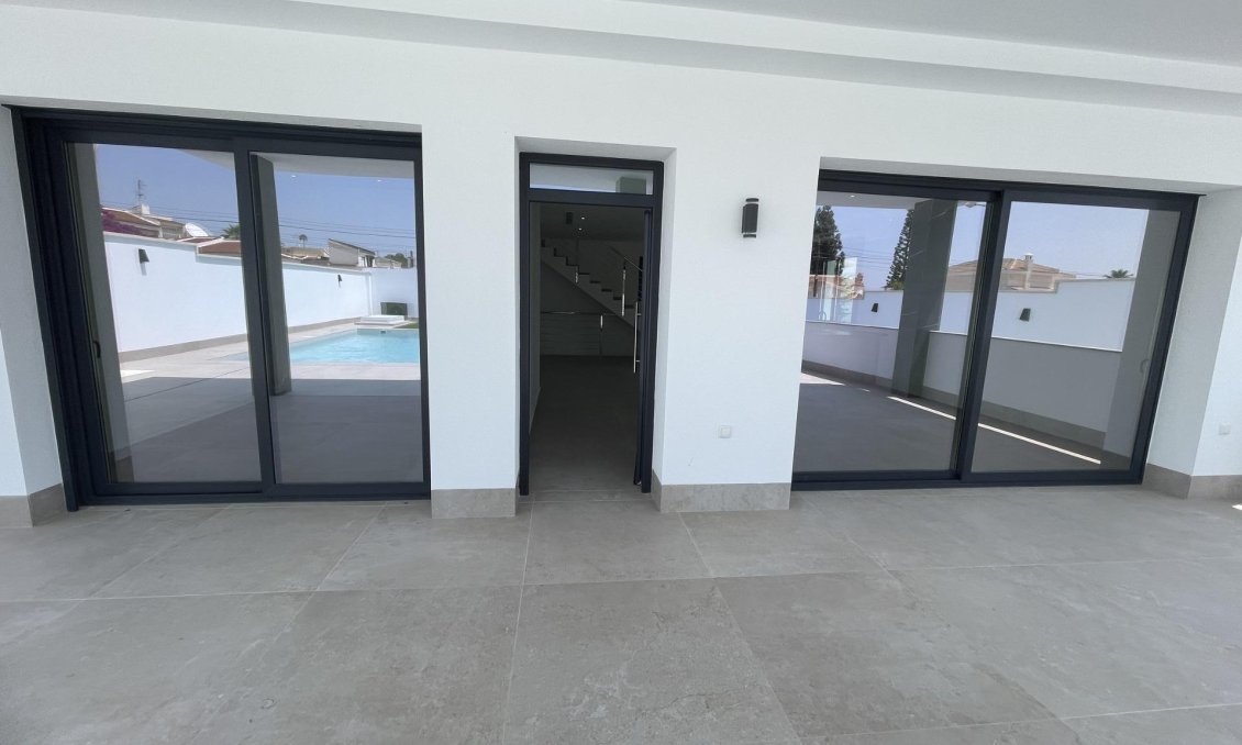 Obra nueva - Villa -
Rojales - Ciudad Quesada