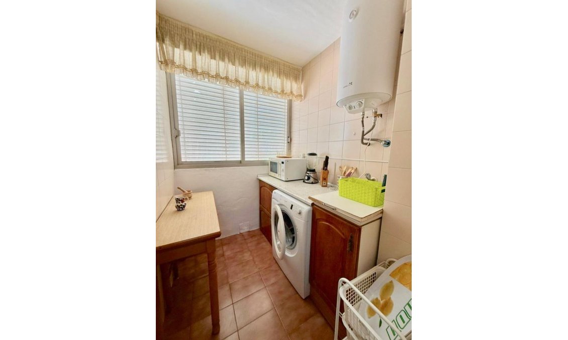 Wiederverkauf - Wohnung -
Benidorm - Playa De Levante
