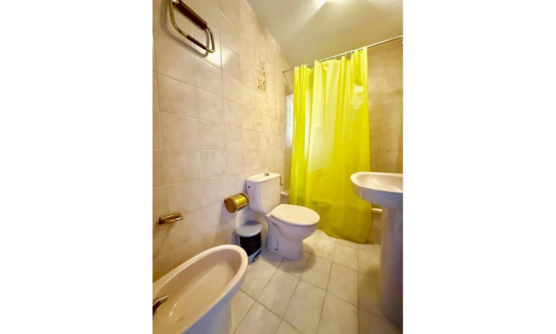 Wiederverkauf - Wohnung -
Benidorm - Playa De Levante