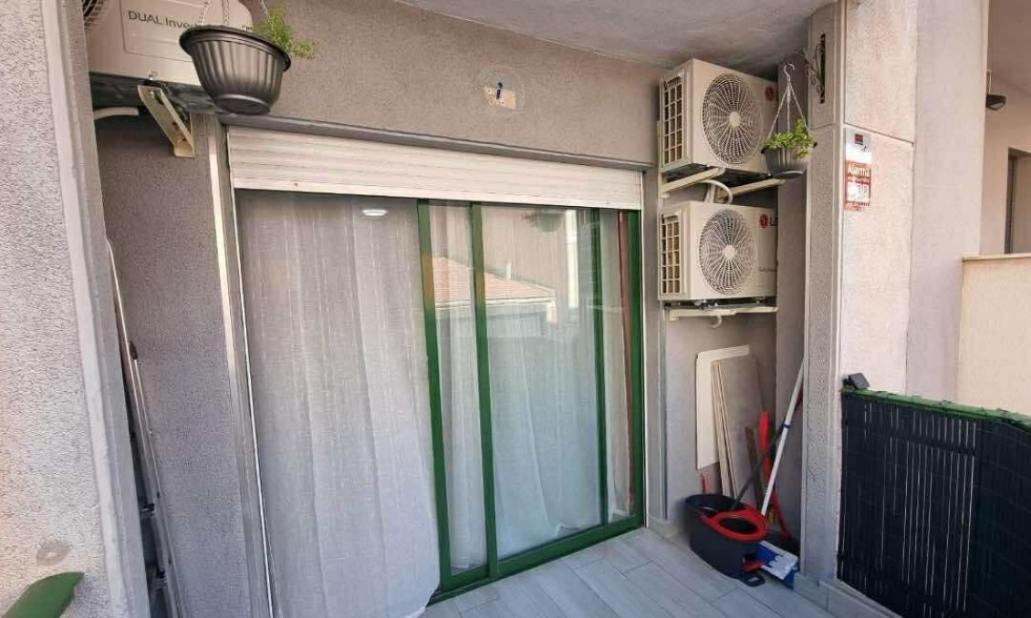 Segunda mano - Apartamento -
Torrevieja - Costa Blanca
