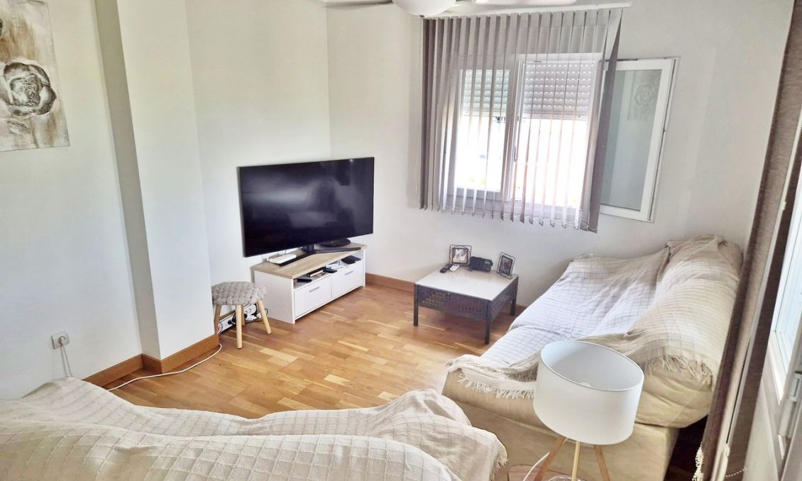 Segunda mano - Villa -
Ciudad Quesada - Costa Blanca