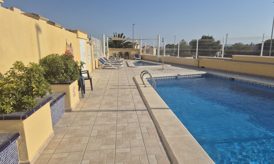 Segunda mano - Villa -
Ciudad Quesada - Costa Blanca